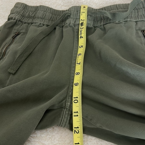 TNA Joggers Green Size M - Picture 9 of 10